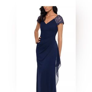 10 petite Xscape lace sleeve Runched Chiffon gown